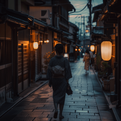 Night Walk in Gion