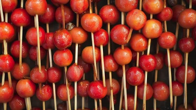 Chinese Red Apples on Sticks