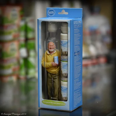 Articulated Figure in Package