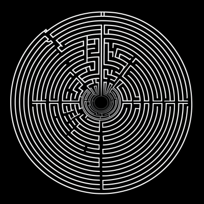 The Labyrinth with No Center